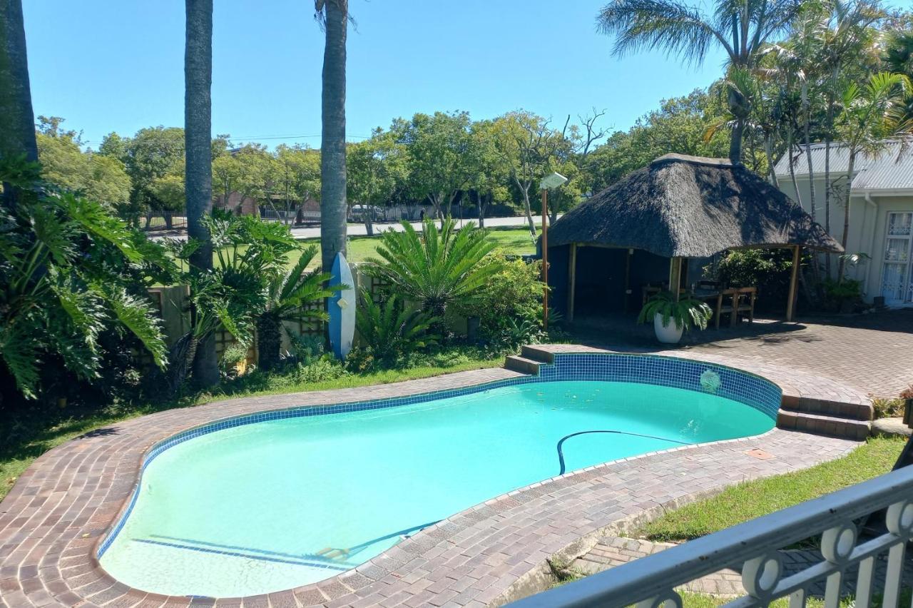 Dreamers Guesthouse - No Loadshedding King William's Town Exterior photo