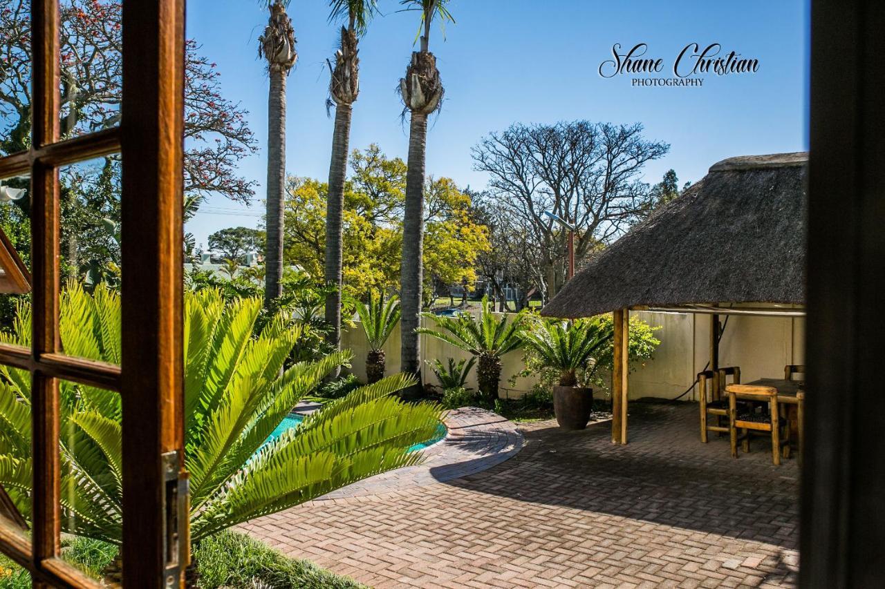 Dreamers Guesthouse - No Loadshedding King William's Town Exterior photo